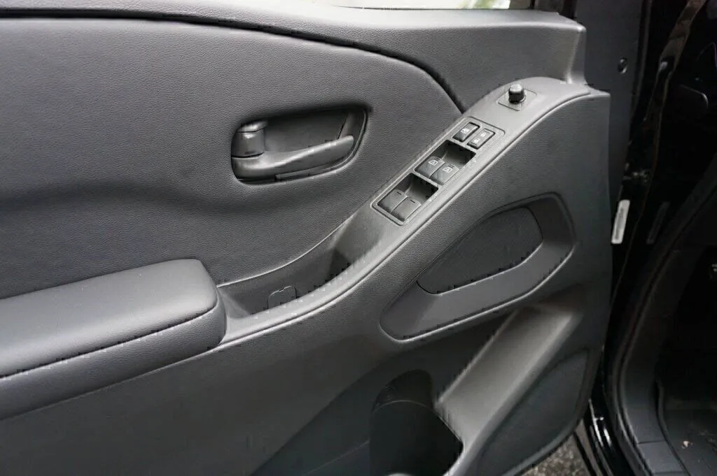 2026 Nissan Frontier SV - Photo 25