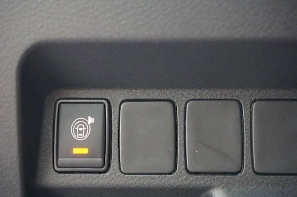 2026 Nissan Frontier SV - Photo 22