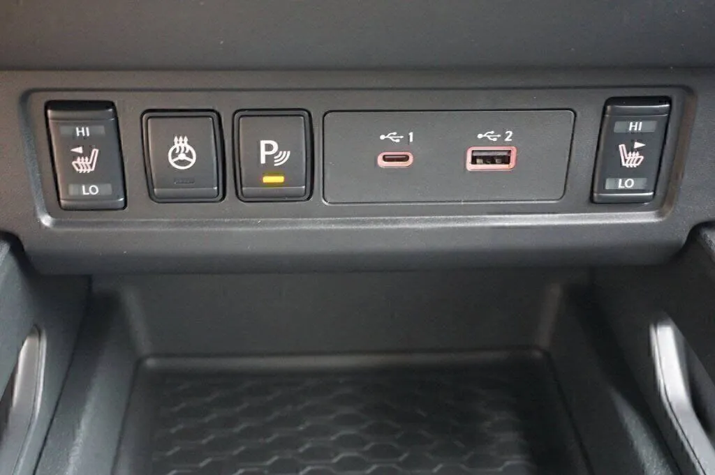 2026 Nissan Frontier SV - Photo 12