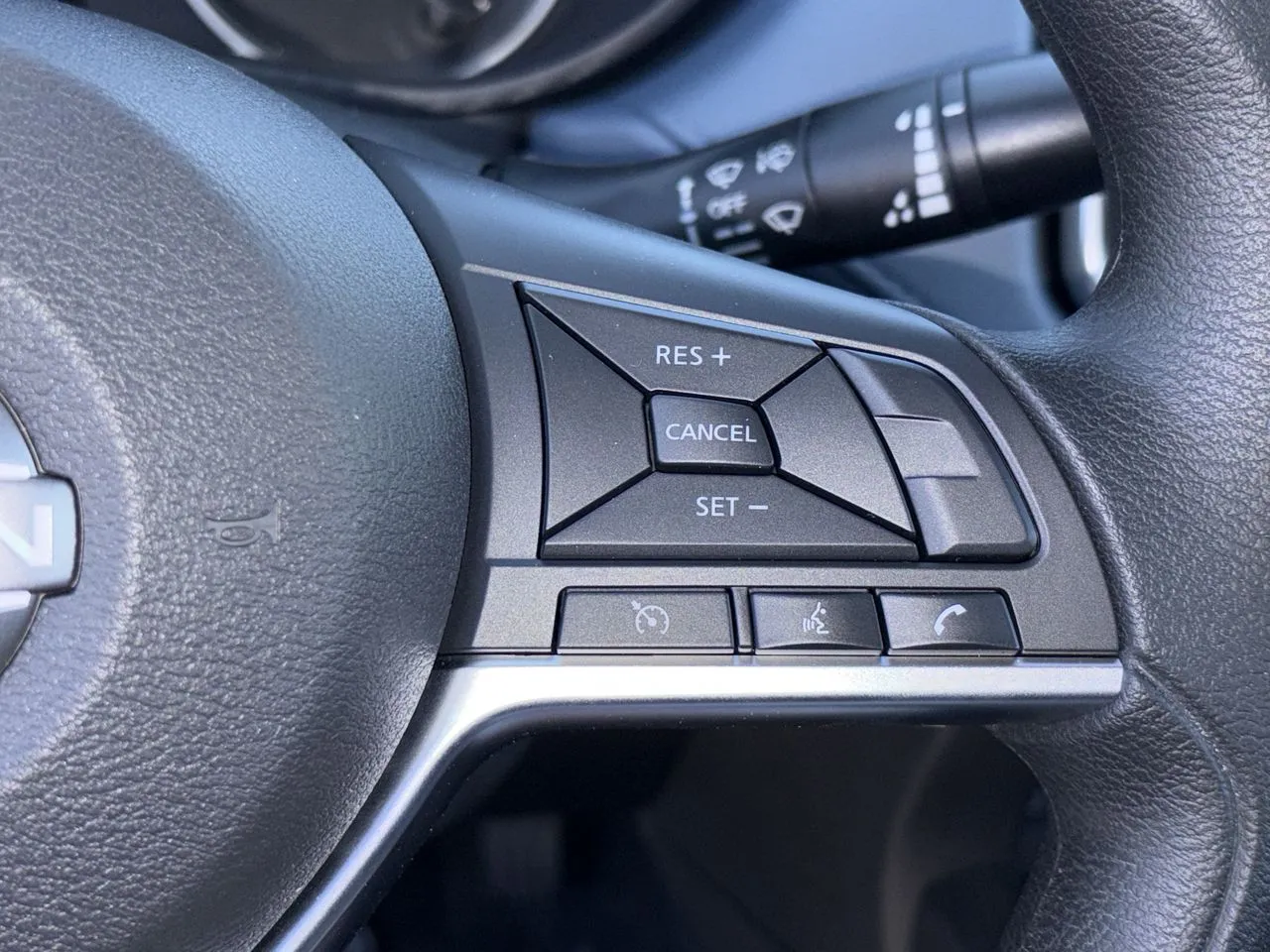 2025 Nissan Versa Sedan SV - Photo 17