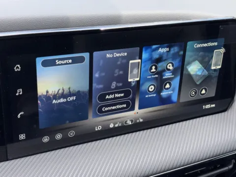 More photos of 2027 Nissan Kicks SR at Nissan of Lithia Springs, GA