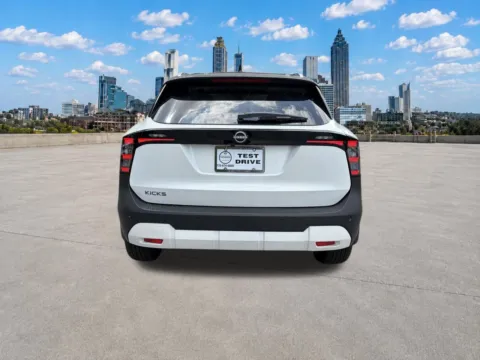 More photos of 2027 Nissan Kicks SR at Nissan of Lithia Springs, GA