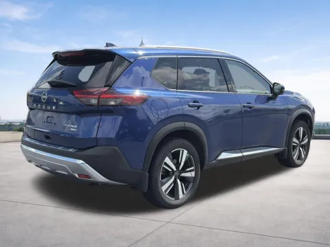 More photos of 2022 Nissan Rogue Platinum at Nissan of Lithia Springs, GA