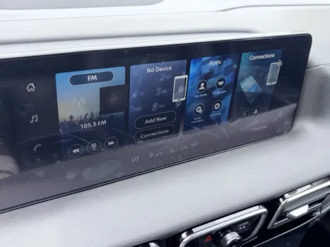 More photos of 2027 Nissan Sentra SR at Nissan of Lithia Springs, GA