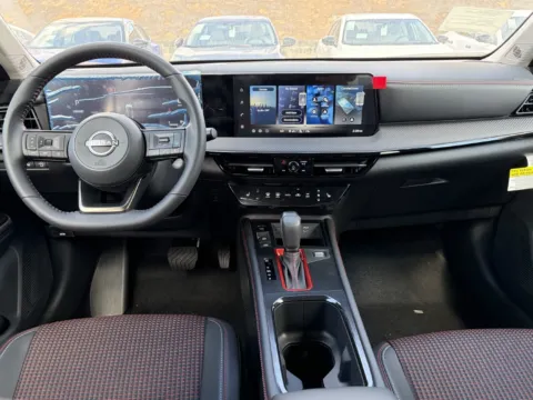 Photos of 2027 Nissan Kicks SR for sale in Lithia Springs, GA at Nissan of Lithia Springs