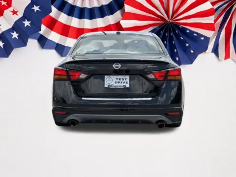More photos of 2022 Nissan Altima 2.5 SR at Nissan of Lithia Springs, GA