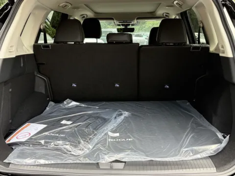 More photos of 2026 Nissan Rogue Dark Armor at Nissan of Lithia Springs, GA