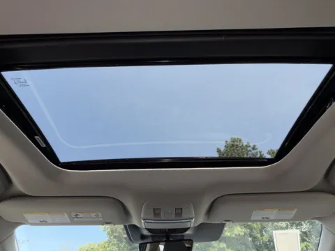 Another view of 2027 Nissan Murano Platinum for sale in Lithia Springs, GA at Nissan of Lithia Springs