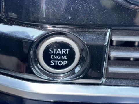 More photos of 2022 Nissan Pathfinder Platinum at Nissan of Lithia Springs, GA