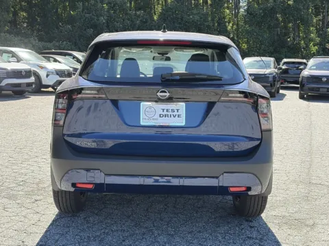 More photos of 2027 Nissan Kicks S at Nissan of Lithia Springs, GA