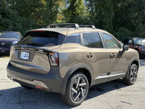 More photos of 2027 Nissan Kicks SV at Nissan of Lithia Springs, GA