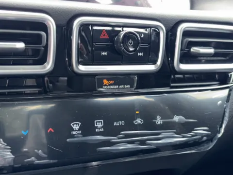 More photos of 2027 Nissan Sentra SV at Nissan of Lithia Springs, GA