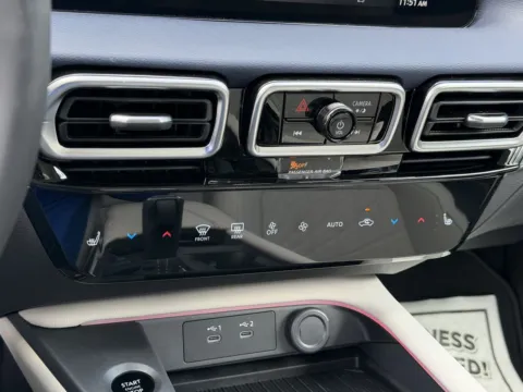 More photos of 2026 Nissan Sentra SL at Nissan South Morrow, GA