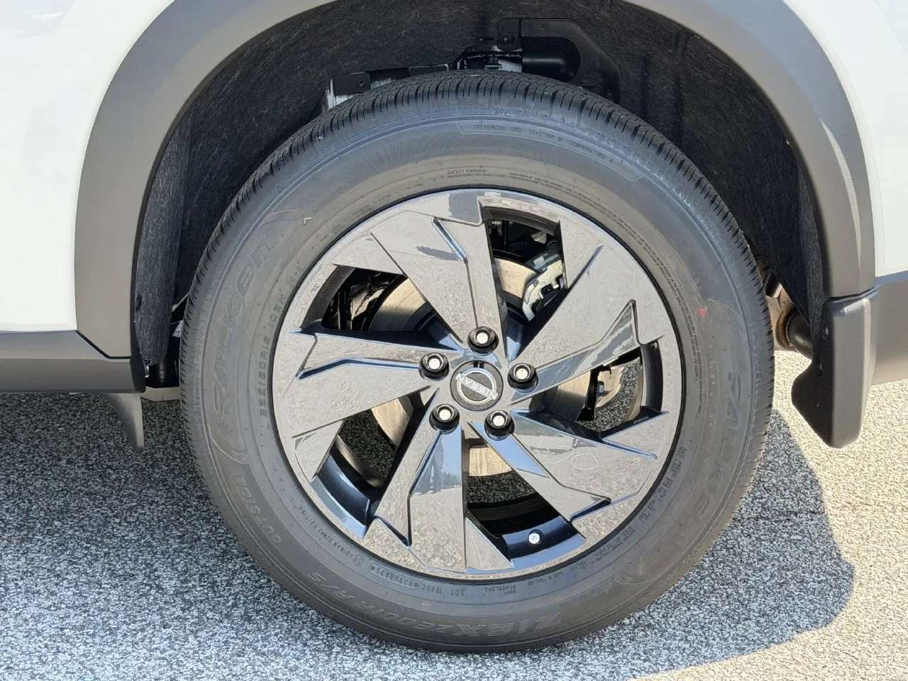 2026 Nissan Rogue SV - Photo 26
