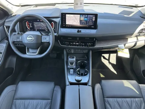 Photos of 2026 Nissan Rogue Platinum for sale in Morrow, GA at Nissan South Morrow