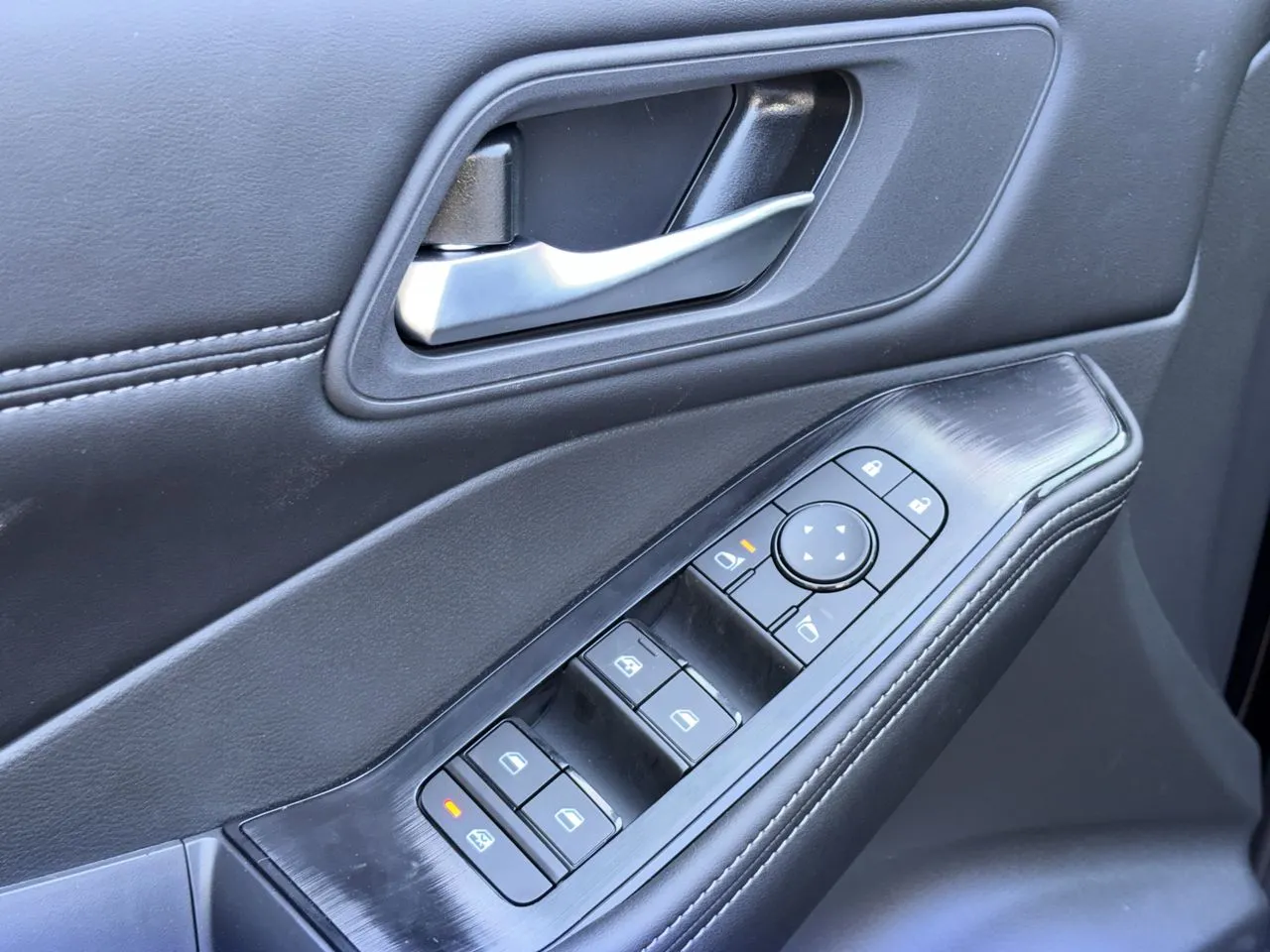 2026 Nissan Rogue SV - Photo 23