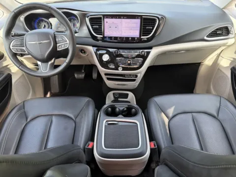 Photos of 2024 Chrysler Pacifica Touring L for sale in Morrow, GA at Nissan South Morrow