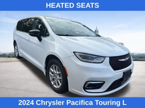 White 2024 Chrysler Pacifica Touring L for sale in Morrow, GA