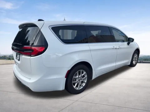 Photos of 2024 Chrysler Pacifica Touring L for sale in Morrow, GA at Nissan South Morrow