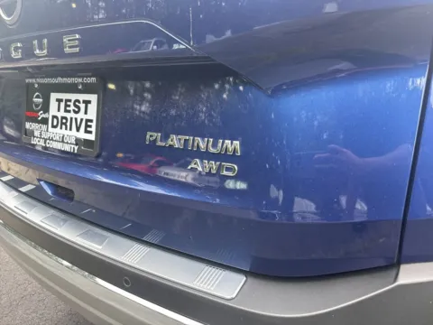More photos of 2023 Nissan Rogue Platinum at Nissan South Morrow, GA