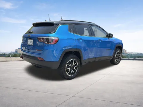 More photos of 2025 Jeep Compass Trailhawk at Nissan South Morrow, GA