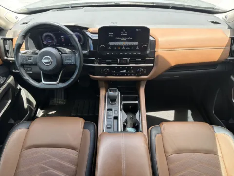 Photos of 2024 Nissan Pathfinder Platinum for sale in Morrow, GA at Nissan South Morrow