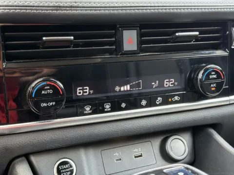 More photos of 2021 Nissan Rogue SV at Nissan South Morrow, GA