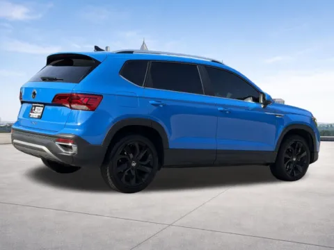 Photos of 2023 Volkswagen Taos 1.5T SE for sale in Morrow, GA at Nissan South Morrow
