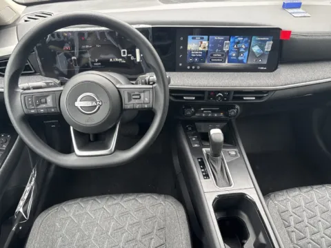 Photos of 2027 Nissan Kicks SV for sale in Morrow, GA at Nissan South Morrow