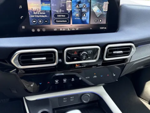 More photos of 2026 Nissan Sentra SL at Nissan South Morrow, GA