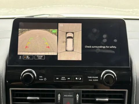 More photos of 2023 INFINITI QX80 Premium Select at Nissan South Morrow, GA