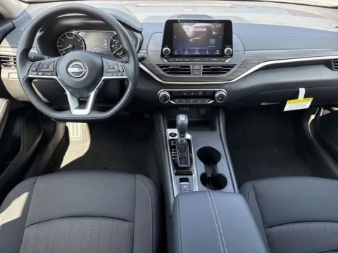 Photos of 2026 Nissan Altima 2.5 SV for sale in Morrow, GA at Nissan South Morrow