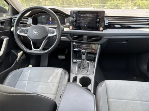 More photos of 2025 Volkswagen Jetta 1.5T SE at Nissan South Morrow, GA