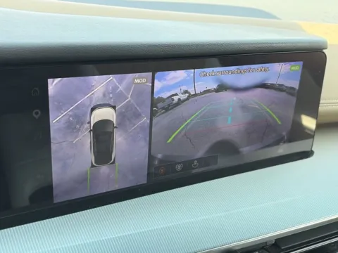 More photos of 2025 Nissan Murano Platinum at Nissan South Morrow, GA