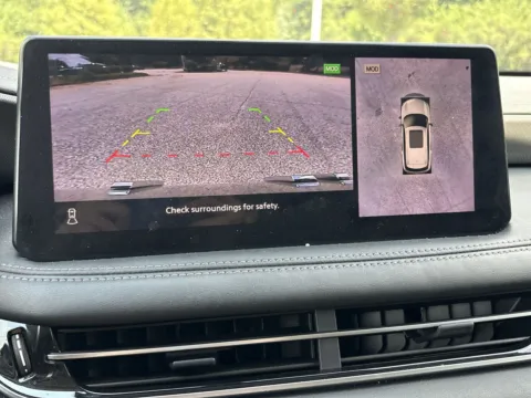 More photos of 2023 INFINITI QX60 LUXE at Nissan South Morrow, GA