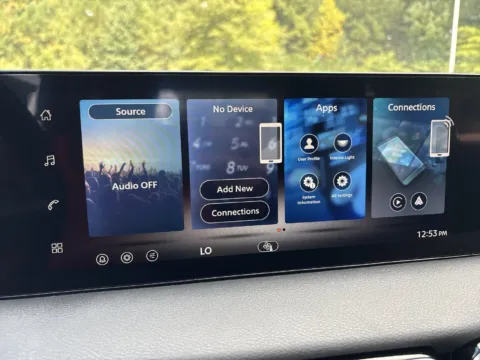 More photos of 2027 Nissan Sentra SV at Nissan South Morrow, GA