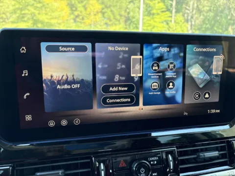 More photos of 2026 Nissan Pathfinder SL at Nissan South Morrow, GA