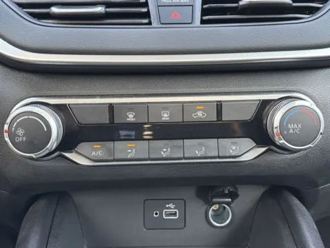 More photos of 2023 Nissan Altima 2.5 S at Nissan South Morrow, GA