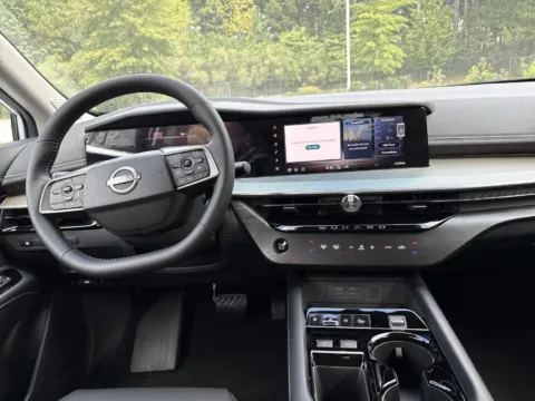 Another view of 2027 Nissan Murano Platinum for sale in Morrow, GA at Nissan South Morrow