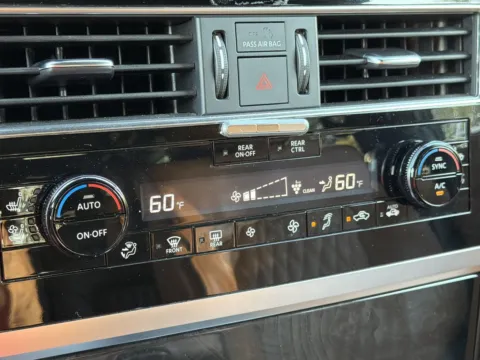 More photos of 2023 INFINITI QX80 Sensory at Nissan South Morrow, GA