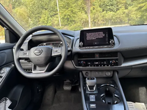 More photos of 2027 Nissan Rogue Rock Creek at Nissan South Morrow, GA