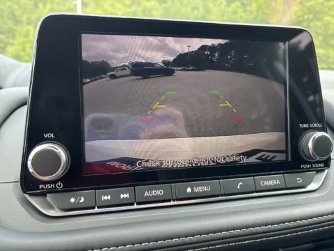 More photos of 2027 Nissan Rogue S at Nissan South Morrow, GA