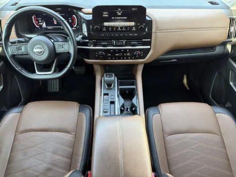 Photos of 2024 Nissan Pathfinder Platinum for sale in Morrow, GA at Nissan South Morrow