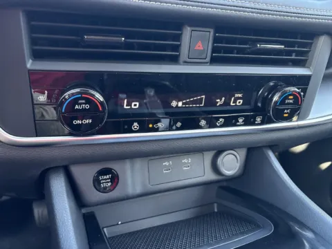 More photos of 2027 Nissan Rogue Dark Armor at Nissan South Morrow, GA