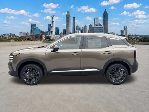 Photos of 2026 Nissan Kicks SR for sale in Morrow, GA at Nissan South Morrow
