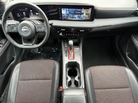 Photos of 2025 Nissan Kicks SR for sale in Morrow, GA at Nissan South Morrow