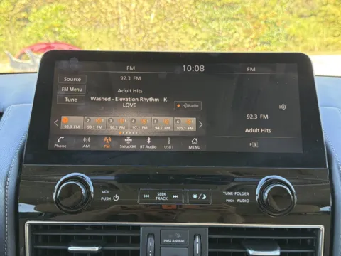 More photos of 2023 Nissan Armada SL at Nissan South Morrow, GA
