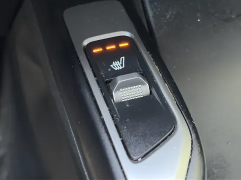 More photos of 2023 Kia Sorento Hybrid EX at Nissan South Morrow, GA