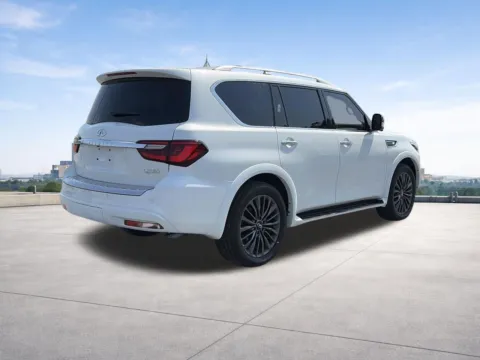 More photos of 2023 INFINITI QX80 Sensory at Nissan of Lithia Springs, GA