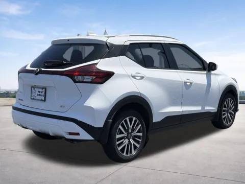 More photos of 2023 Nissan Kicks SV at Nissan of Lithia Springs, GA